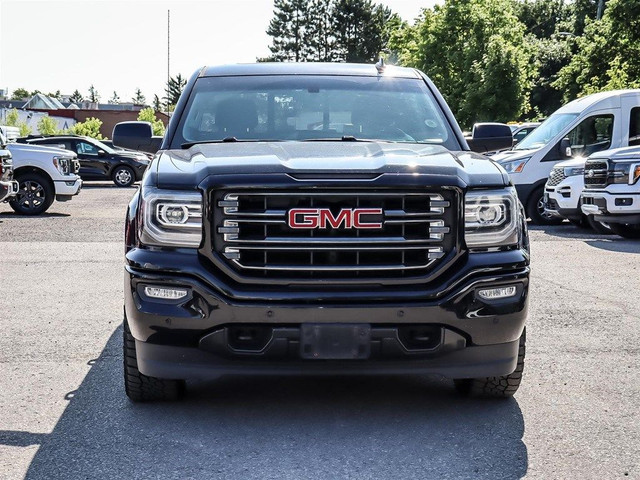 2017 GMC Sierra 1500 4WD Crew Cab 143.5" SLT in Cars & Trucks in Markham / York Region - Image 3