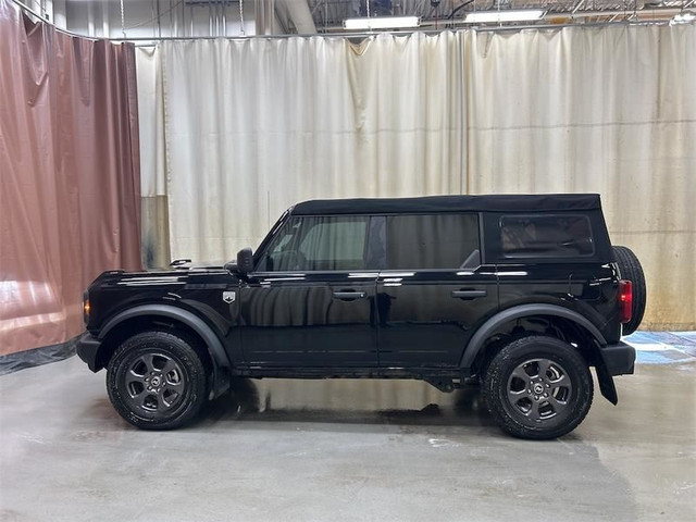 2022 Ford Bronco Big Bend - Aluminum Wheels in Cars & Trucks in Fort McMurray - Image 2
