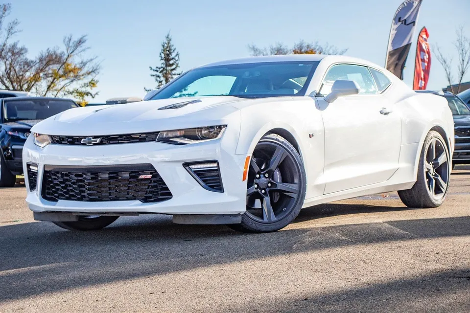 2018 Chevrolet Camaro 2SS 2SS | LEATHER | SUNROOF | HEATED/CO...