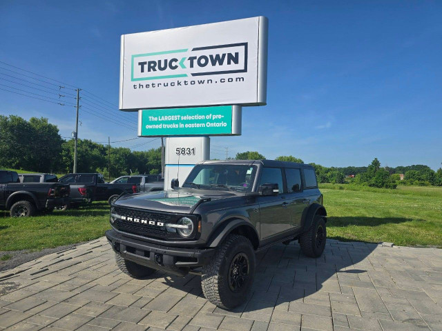 2021 Ford Bronco in Cars & Trucks in Ottawa