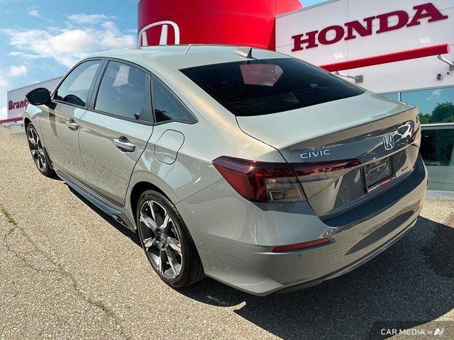 2025 Honda Civic Sedan Hybrid Sport Touring in Cars & Trucks in Brantford - Image 4