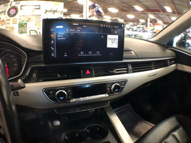 2020 Audi A4 KOMFORT AWD LEATHER SUNROOF B/SPOT CARPLAY CAMERA in Cars & Trucks in City of Toronto - Image 21