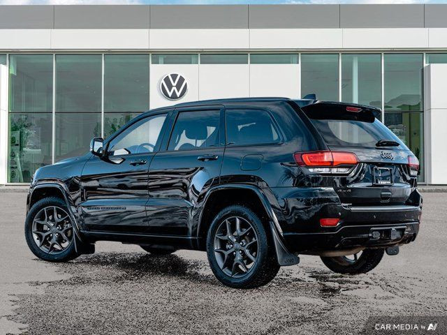 2021 Jeep Grand Cherokee 80th Anniversary Edition | Clean in Cars & Trucks in Grande Prairie - Image 3