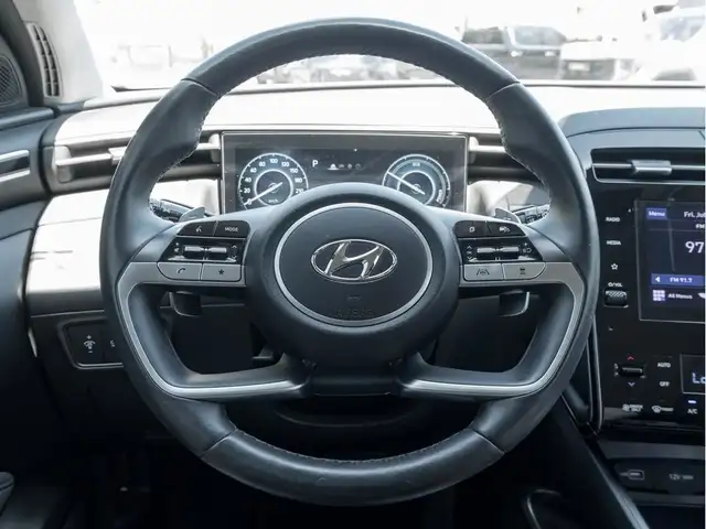 2022 Hyundai Tucson Hybrid Luxury HYBRID, AWD, 360° Camera, 1... dans Autos et camions dans Région d’Oakville/Halton - Image 13