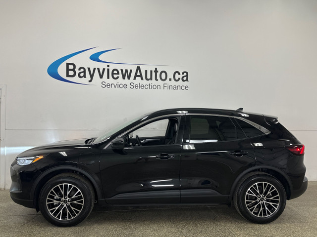 2023 Ford Escape PHEV PHEV/PLUG-IN/PANOROOF/NAVIGATION/16KM! in Cars & Trucks in Belleville