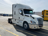 2019 Freightliner T12664ST