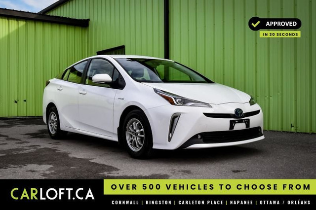 2022 Toyota Prius AWD-e - Heated Seats - Apple CarPlay in Cars & Trucks in Ottawa