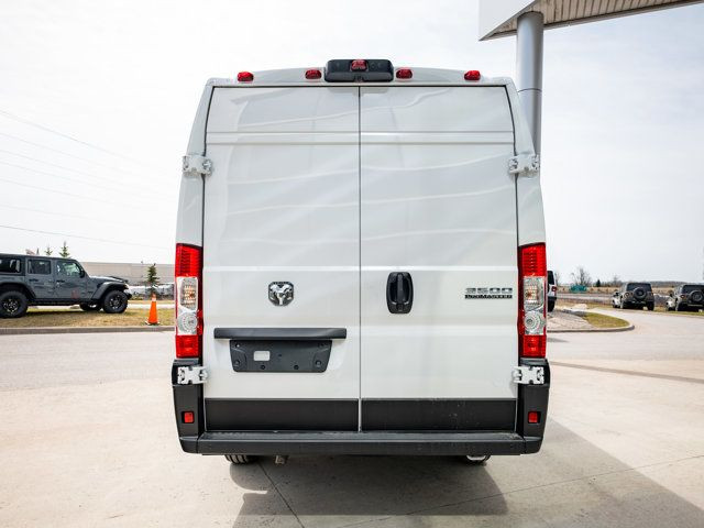 2025 Ram ProMaster Cargo Van SLT+ in Cars & Trucks in Barrie - Image 4