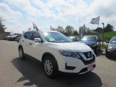 2017 Nissan Rogue SV, 2.5 L 4 Cylinder ENGINE. AWD….2.5 L…..No damage…..Back-up camera…..Heated seat...