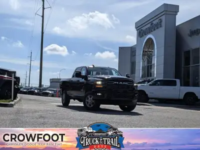 This Ram 3500 has a dependable Intercooled Turbo Diesel I-6 6.7 L/408 engine powering this Automatic...