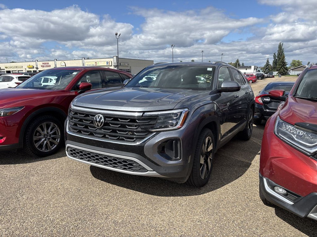 2024 Volkswagen Atlas Cross Sport in Cars & Trucks in Strathcona County - Image 2