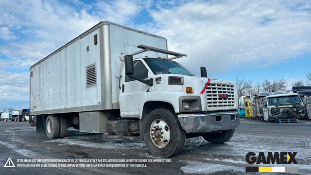 2009 GMC C-7500 CAMION DRY BOX in Heavy Trucks in Moncton - Image 3