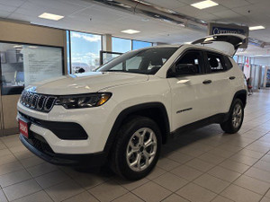 2025 Jeep Compass SPORT**4X4**8.4 SCREEN**BACK UP CAMERA**BLUETOOTH**CARPLAY**