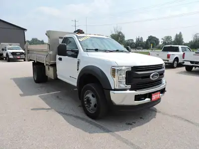A well maintained 2019 F-550 dump truck that is powered by a 6.7L Power Stroke turbo diesel engine a...
