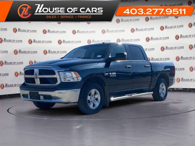 2016 Ram 1500 4WD Crew Cab 140.5 ST in Cars & Trucks in Calgary