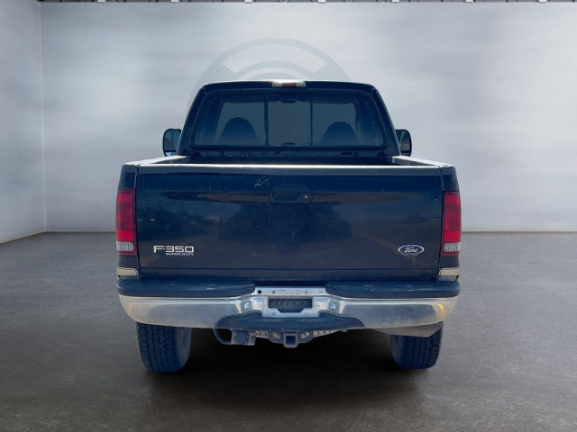 2000 Ford Super Duty F-350 SRW in Cars & Trucks in Lethbridge - Image 4