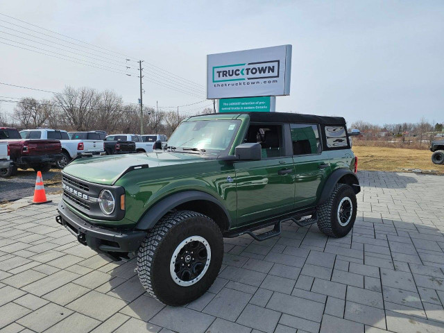 2023 Ford Bronco in Cars & Trucks in Ottawa