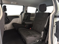 Dodge Grand Caravan SXT 2019 Stow 'N Go Disponible chez Desmeules Chrysler a Laval 90 JOURS SANS PAI... (image 5)