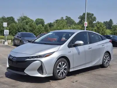 Check out this certified 2021 Toyota Prius Prime Upgrade | Leather | Nav | Adaptive Cruise Control |...