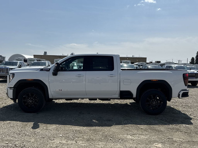 2025 GMC Sierra 3500HD AT4 in Cars & Trucks in Edmonton - Image 4