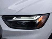 This Audi Q5 boasts a Intercooled Turbo Gas/Electric I-4 2.0 L/121 engine powering this Automatic tr... (image 9)