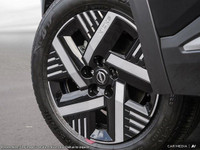 This Nissan Kicks has a dependable Regular Unleaded I-4 2.0 L/122 engine powering this Variable tran... (image 7)