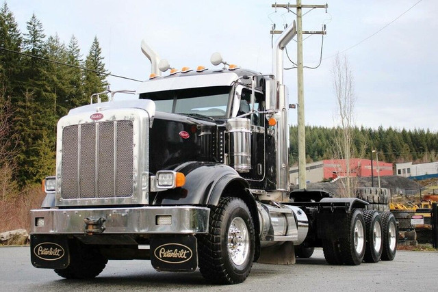  2022 Peterbilt 367H Extended Day Cab Tri Drive - X15 565 in Heavy Trucks in Grande Prairie - Image 2