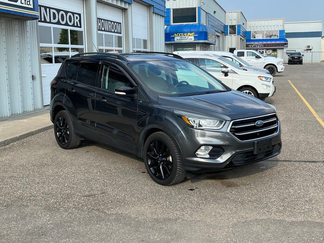 2017 Ford Escape 4WD 4dr Titanium 2.0L LOADED ONLY 34K! in Cars & Trucks in Saskatoon - Image 3