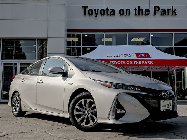 2021 Toyota Prius Prime Prime Upgrade in Cars & Trucks in City of Toronto - Image 2