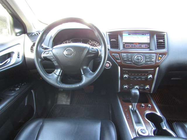2018 Nissan Pathfinder 4x4 Platinum 7.PASS/LEATHER/NAVI/360-CAM/ in Cars & Trucks in Calgary - Image 2