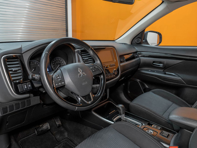 2019 Mitsubishi Outlander ES AWD *CARPLAY* SIÈGES CHAUFF BLUETOO in Cars & Trucks in Laurentides - Image 2
