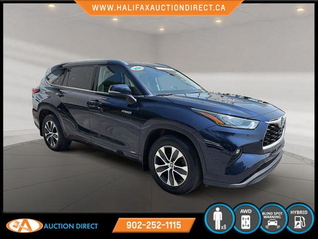 2021 Toyota Highlander Hybrid XLE HYBRID! AWD, 3RD. ROW SEATI... in Cars & Trucks in Bedford - Image 3