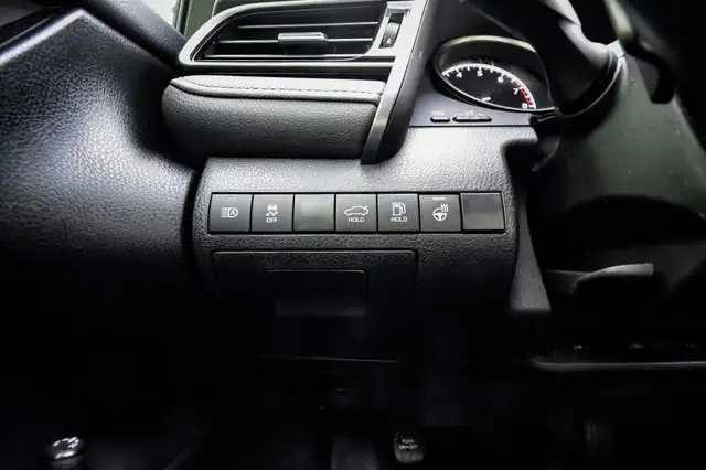 2023 Toyota Camry SE • HEATED SEATS • CP/AA • REAR CAM in Cars & Trucks in Kingston - Image 12