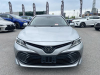 La Toyota Camry LE 2020 est une berline intermédiaire reconnue pour sa fiabilité, son confort et sa... (image 3)