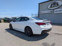 Looking for a stylish and reliable sedan that's packed with features? Look no further than this slee... (image 2)