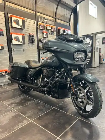 Oppotunity doesn't knock it RUMBLES!!! Looking for a Have you always wanted a Harley? Financing and...