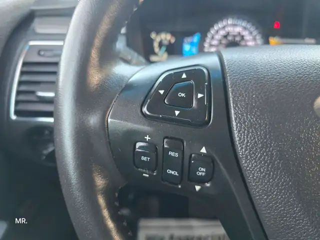 2016 Ford Flex 4dr SEL AWD in Cars & Trucks in City of Toronto - Image 24
