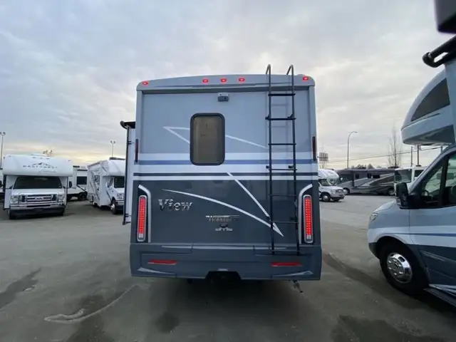 2025 Winnebago View 24D in RVs & Motorhomes in Abbotsford - Image 9