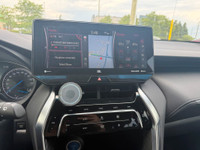 Experience style, efficiency, and advanced technology in the 2022 Toyota Venza XLE Hybrid. Powered b... (image 5)