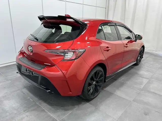 2021 Toyota Corolla Hatchback EDITION SPECIALE - MAGS 18 PO. NOI in Cars & Trucks in Québec City - Image 12