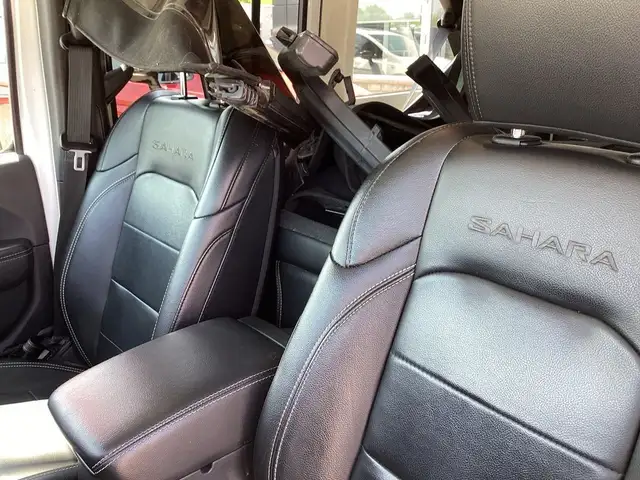 2021 Jeep Wrangler 4xe UNLIMITED SAHARA 4XE| LEATHER, NAVIGATION in Cars & Trucks in Oakville / Halton Region - Image 13