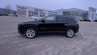 Four Wheel Drive. Cloth Interior. 8.4 Inch Touchscreen. Bluetooth. Apple CarPlay/Android Auto. Rear... (image 5)