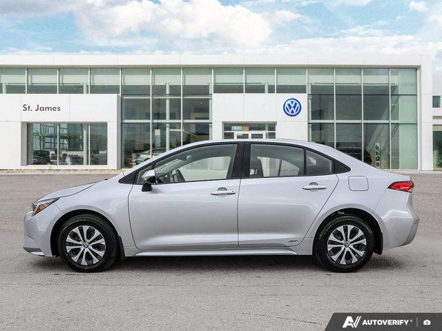 2023 Toyota Corolla Hybrid LE AWD | CLEAN CARFAX | ***LOW KM*** in Cars & Trucks in Winnipeg - Image 2