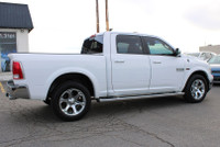 NO ACCIDENT CLEAN CARFAX ONE OWNER LOCAL ONTARIO VECHILE The 2017 Ram 1500 LARAMIE Leaves No Room Fo... (image 6)