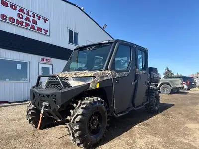SO MANY EXTRAS & ONLY 134 kms! DUAL WINCH, RACKS, FULLY ENCLOSED w/ HEAT, POWER WINDOWS, GPS, BLUETO...