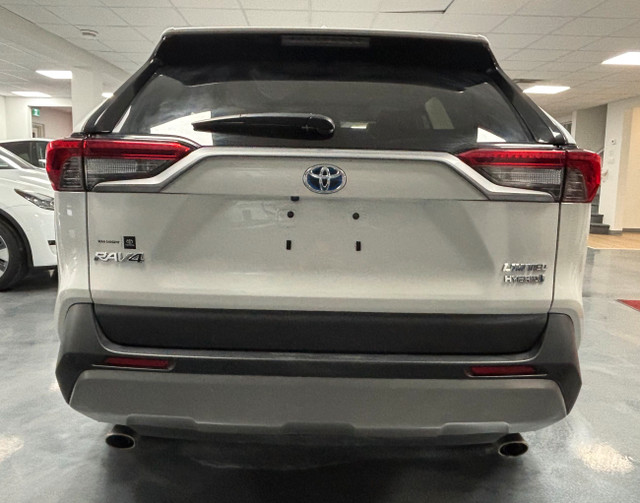 2022 Toyota RAV4 Hybrid Limited AWD in Cars & Trucks in Calgary - Image 4