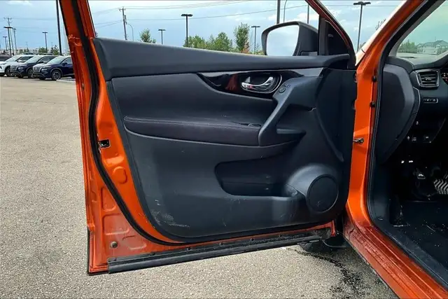 2018 Nissan Qashqai AWD SV in Cars & Trucks in Edmonton - Image 23