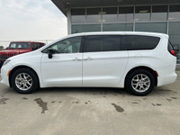 This Chrysler Grand Caravan delivers a Regular Unleaded V-6 3.6 L/220 engine powering this Automatic... (image 1)