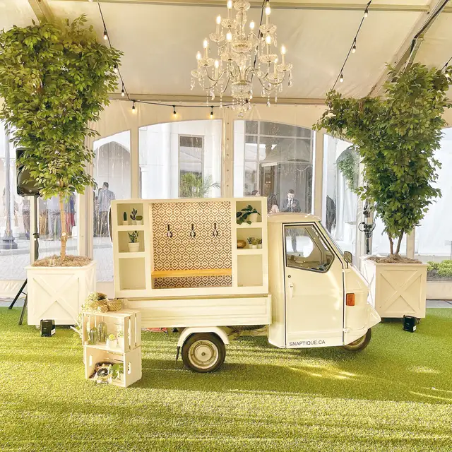 Mobile Bars - Ice Cream, Cofee, Bakery in Cargo & Utility Trailers in Hamilton - Image 5