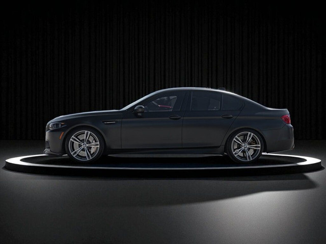 2014 BMW M5 4dr Sdn in Cars & Trucks in Calgary - Image 2
